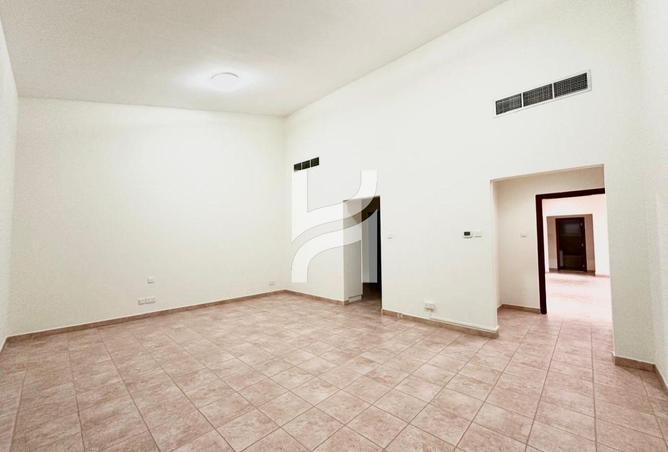 69112379 - Property Image 3