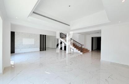 Villa - 4 Bedrooms - 6 Bathrooms for rent in Entertainment Foyer - Mediterranean Clusters - Jumeirah Islands - Dubai