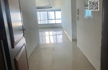 Apartment - 2 Bedrooms - 2 Bathrooms for rent in Corniche Tower - Ajman Corniche Road - Ajman