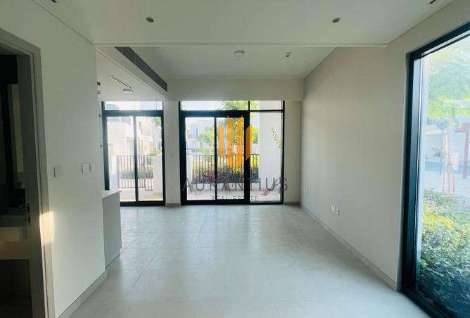 74241759 - Property Main Image