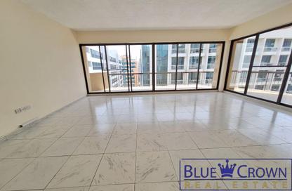 Apartment - 3 Bedrooms - 2 Bathrooms for rent in Golden Sands 1 - Al Mankhool - Bur Dubai - Dubai