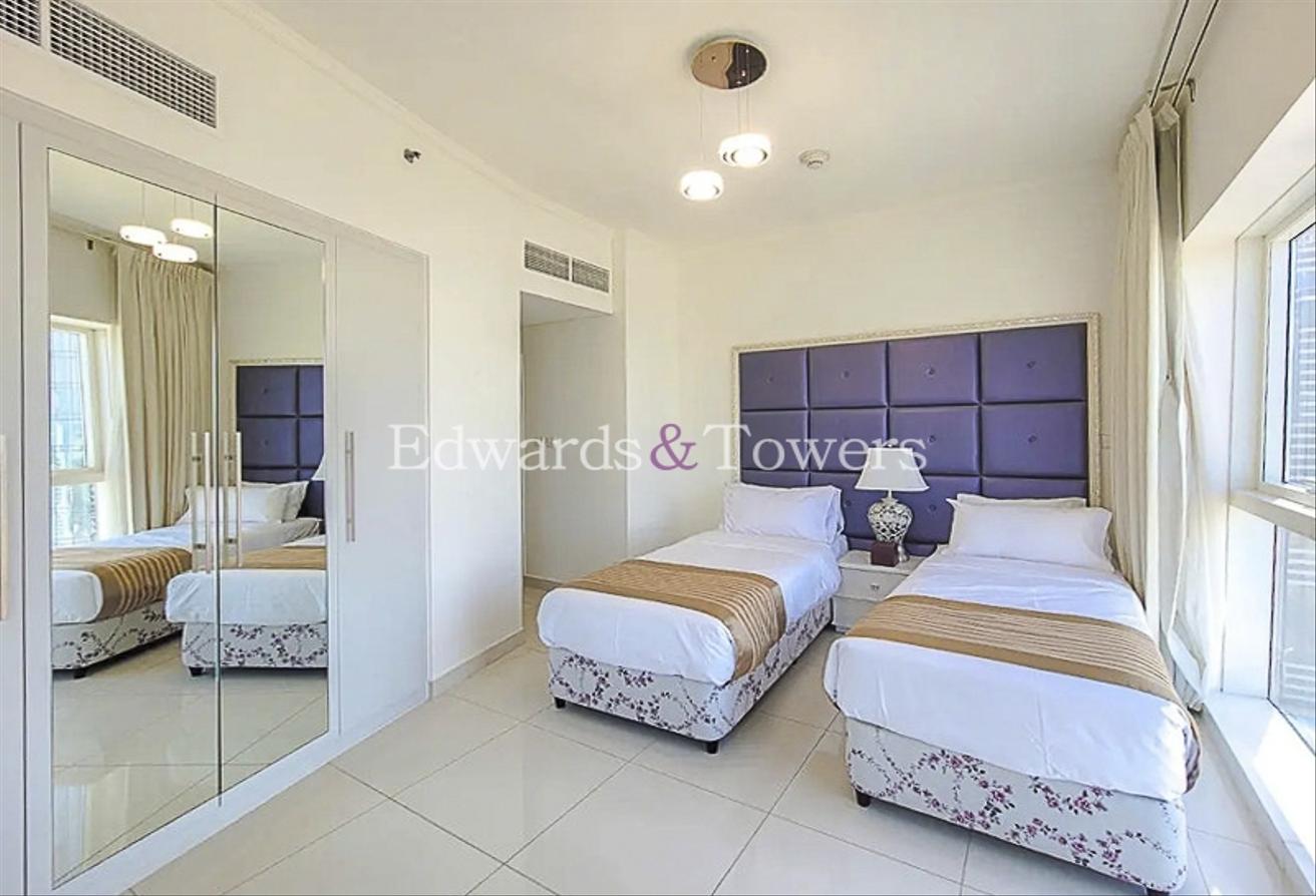Spacious | Modern Furnished | Palm View photo 10