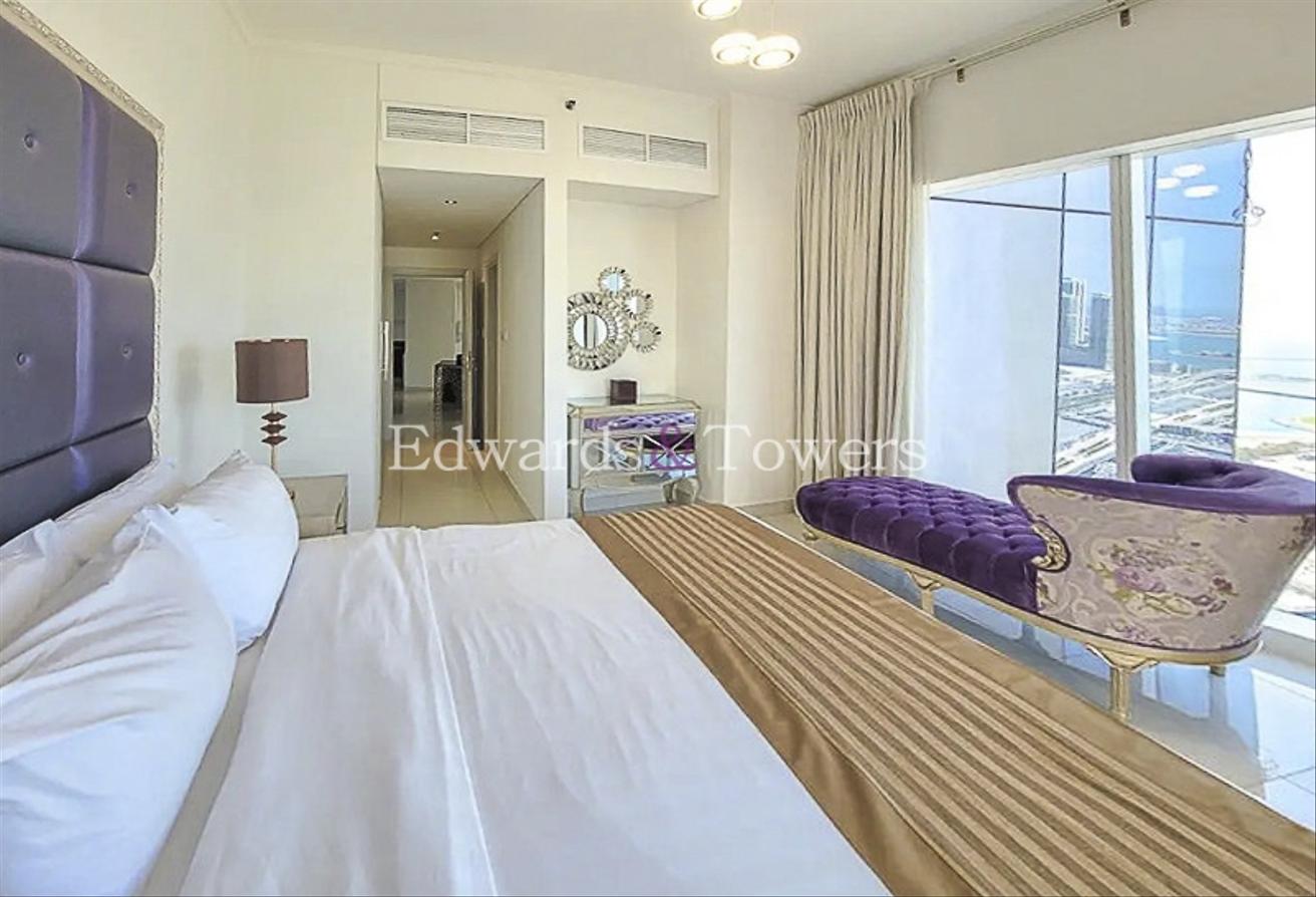 Spacious | Modern Furnished | Palm View photo 6
