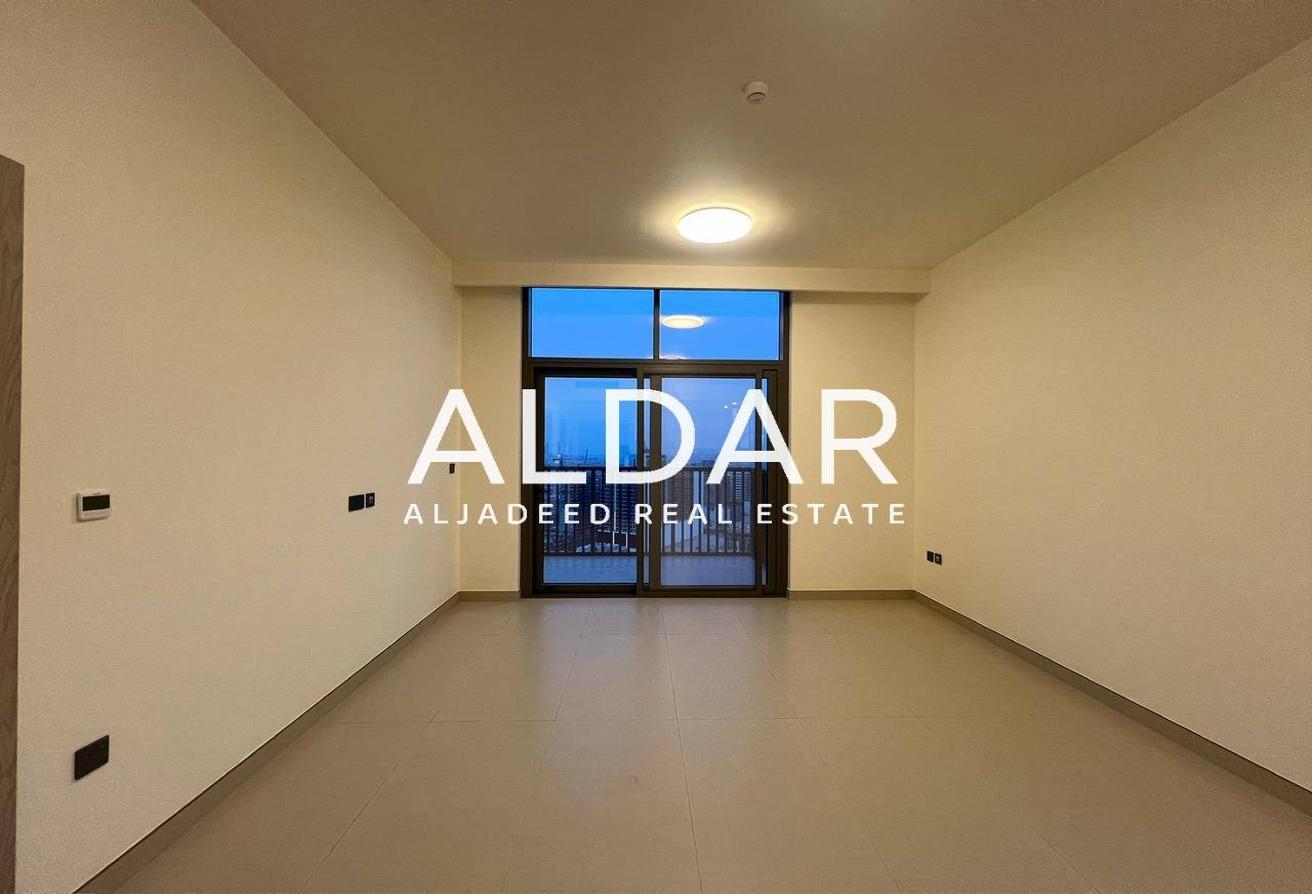 With Appliances | Spacious Layout | Open Kitchen photo 4
