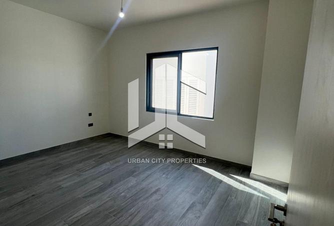 54940753 - صورة العقار 2