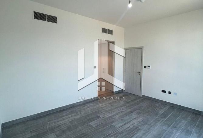 54940753 - صورة العقار 3