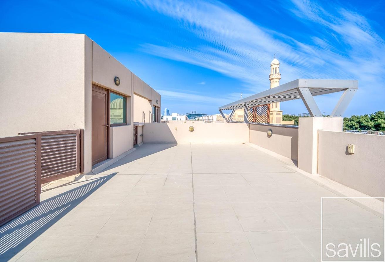 Vacant | Large Layout | Well Maintained photo 23