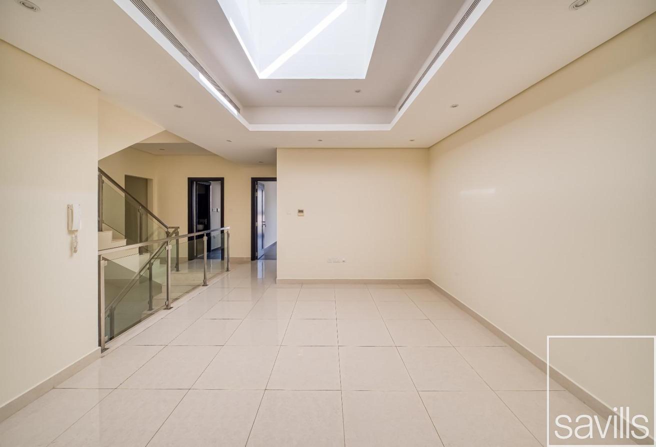 Vacant | Large Layout | Well Maintained photo 17