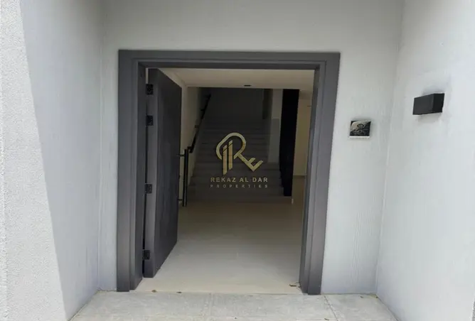 155093132 - Property Image 2
