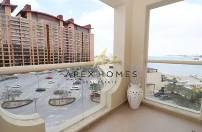 Apartment - 4 Bedrooms - 4 Bathrooms for rent in Al Das - Shoreline Apartments - Palm Jumeirah - Dubai