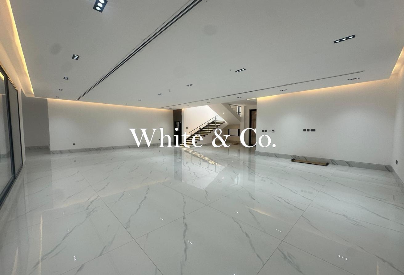 Large Layout | Private Pool | Vacant Now photo 4
