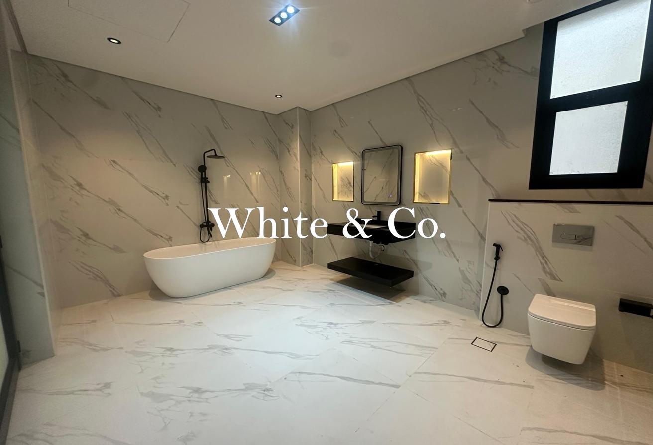 Large Layout | Private Pool | Vacant Now photo 23