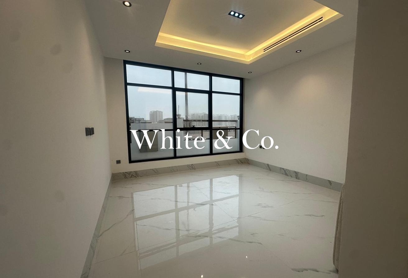 Large Layout | Private Pool | Vacant Now photo 11