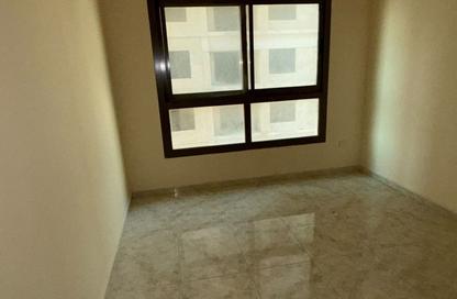Apartment - 4 - 4 for rent in Paradise Lakes Tower B6 - Paradise Lakes Towers - Emirates City - Ajman