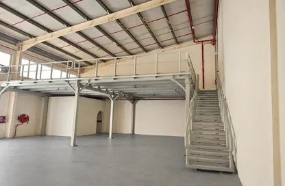 Warehouse - Studio - 1 Bathroom for rent in Dubai Investment Park 1 (DIP 1) - Dubai Investment Park (DIP) - Dubai