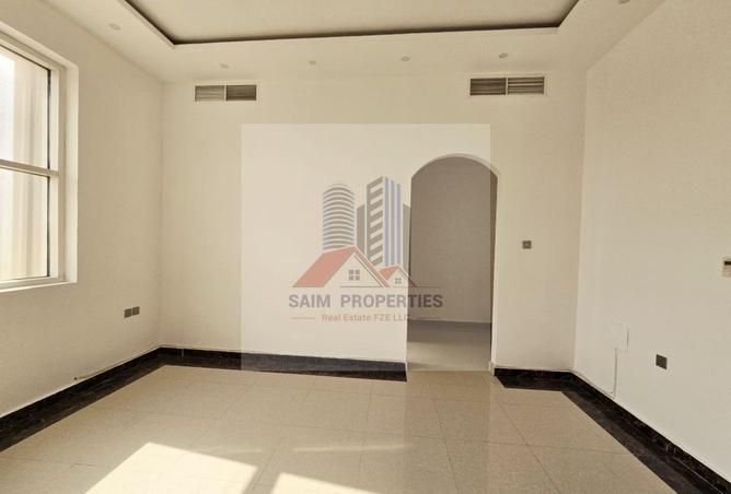 65383818 - Property Image 2