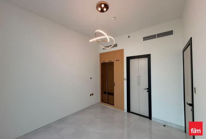 Vacant | Spacious | Unfurnished | 4 Cheques photo 2