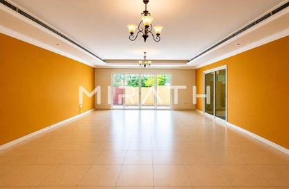 Villa - 5 Bedrooms - 5 Bathrooms for rent in Umm Suqeim 2 Villas - Umm Suqeim 2 - Umm Suqeim - Dubai