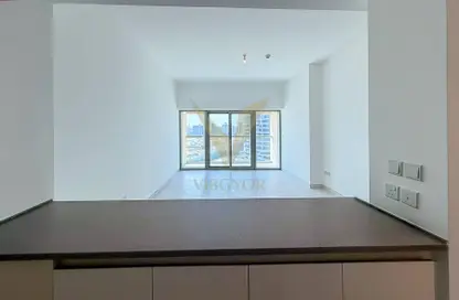 Apartment - 1 Bedroom - 2 Bathrooms for rent in Rabdan Building - Motor City - Dubai