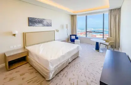 Apartment - Studio - 1 Bathroom for rent in The Palm Tower - Palm Jumeirah - Dubai