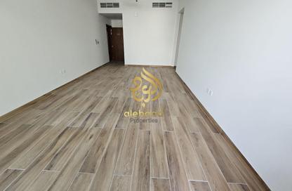 Apartment - 2 Bedrooms - 3 Bathrooms for rent in International City Phase 2 - Al Warsan 4 - Al Warsan - Dubai