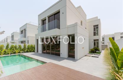 Villa - 4 Bedrooms - 5 Bathrooms for sale in Sunrise Living at Jumeirah Park - District 9 - Jumeirah Park - Dubai Villa - 4 Bedrooms - 5 Bathrooms for sale in Sunrise Living at Jumeirah Park - District 9 - Jumeirah Park - Dubai