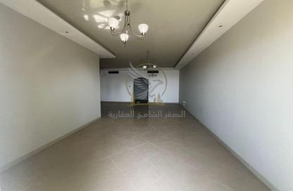 Apartment - 3 - 4 for rent in Al Majaz 3 - Al Majaz - Sharjah