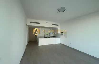 شقة - 3 غرف نوم - 4 حمامات للايجار في لوما بارك فيوز - منطقة 14 - قرية جميرا الدائرية - دبي