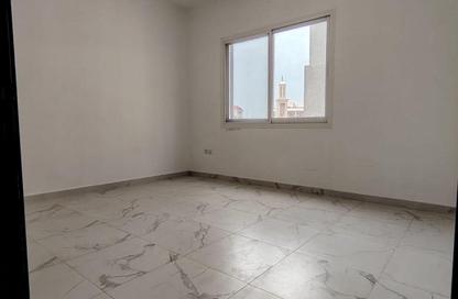 Apartment - 2 Bedrooms - 3 Bathrooms for rent in Al Jurf 2 - Al Jurf - Ajman Downtown - Ajman