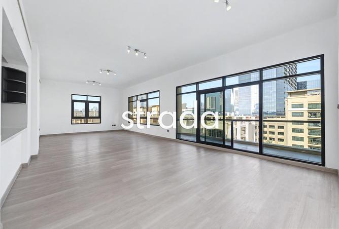 2OpCZr8PQFU - Property Main Image