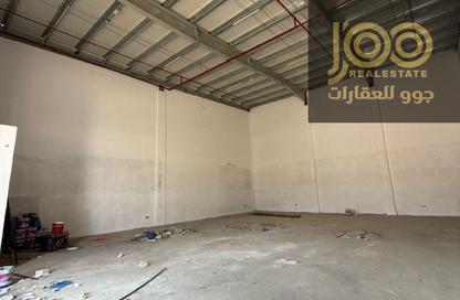 Warehouse - Studio - 1 for rent in Umm Al Thuoob - Umm Al Quwain