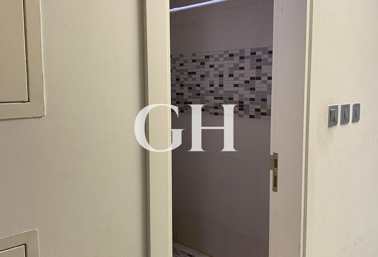 Unfurnished Studio | Near Metro | Aster, Al Furjan photo 5