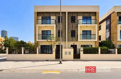 Townhouse - 4 Bedrooms - 6 Bathrooms for rent in District 15 - Jumeirah Village Circle - Dubai