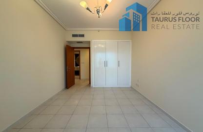 Apartment - 3 Bedrooms - 3 Bathrooms for rent in 21st Century Tower - Sheikh Zayed Road - Dubai