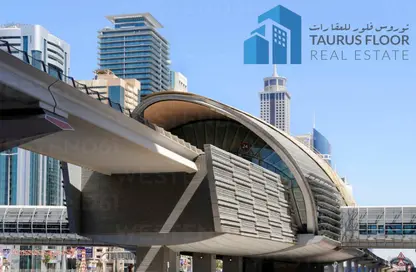 شقة - 3 غرف نوم - 4 حمامات للايجار في برج توينتي فرست سينشري - شارع الشيخ زايد - دبي
