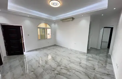 Apartment - 1 Bedroom - 1 Bathroom for rent in Shakhbout City - Abu Dhabi