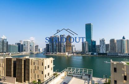 Apartment - 3 - 4 for rent in Peninsula Four - Peninsula - Business Bay - Dubai