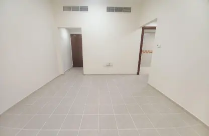 شقة - غرفة نوم - 1 حمام للايجار في الورقاء 1 - الورقاء - دبي