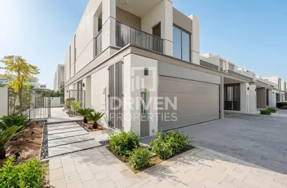 Villa - 4 Bedrooms - 5 Bathrooms for sale in Aura Gardens - Tilal Al Ghaf - Dubai Villa - 4 Bedrooms - 5 Bathrooms for sale in Aura Gardens - Tilal Al Ghaf - Dubai