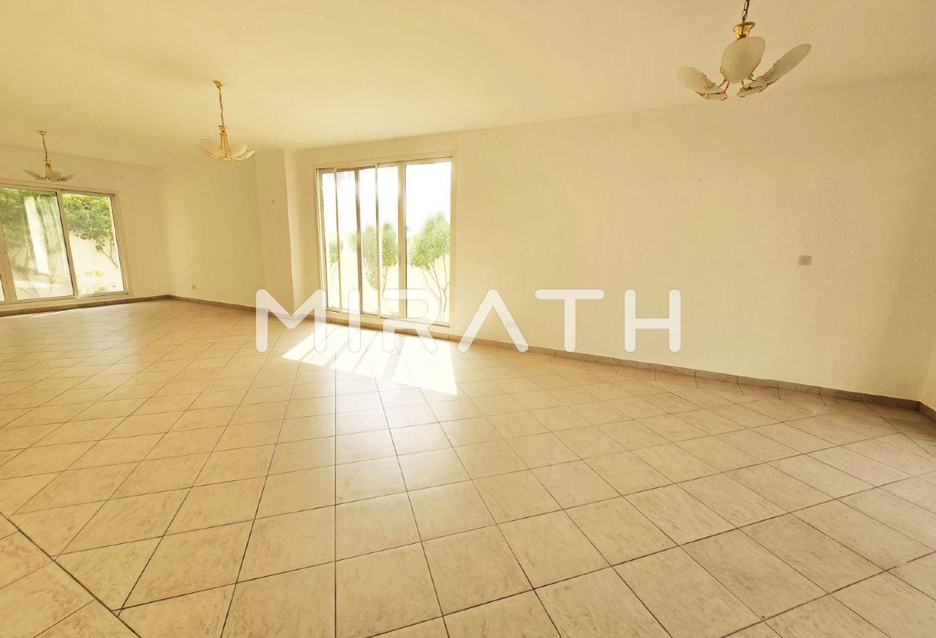 SPACIOUS | SUPERB VILLA WITH SHARED FACILITIES photo 11