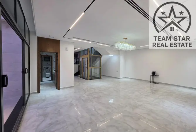 111403978 - Property Image 3