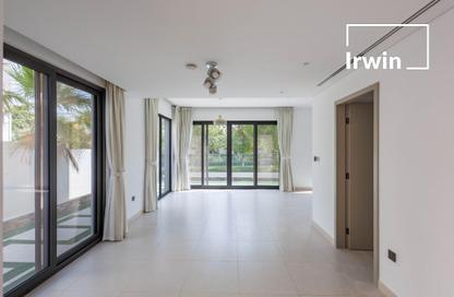 Villa - 4 - 5 for rent in Aura 2 - Aura - Tilal Al Ghaf - Dubai Villa - 4 - 5 for rent in Aura 2 - Aura - Tilal Al Ghaf - Dubai