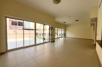 Villa - 4 Bedrooms - 5 Bathrooms for rent in Nad Al Sheba Villas - Nad Al Sheba 3 - Nad Al Sheba - Dubai