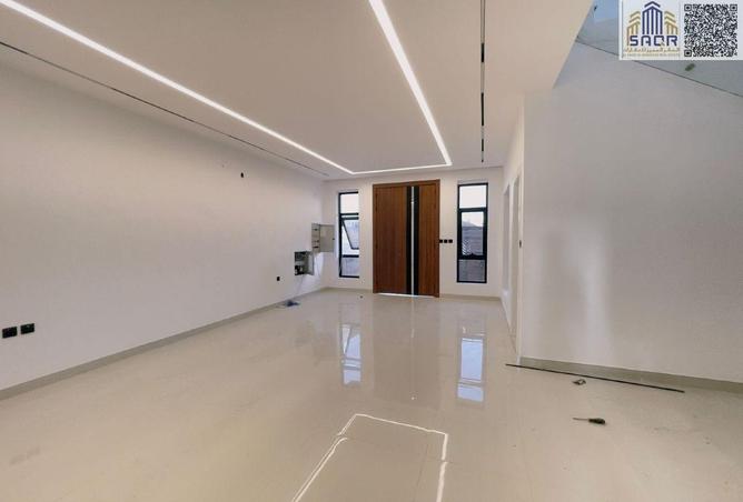 82389612 - Property Image 3