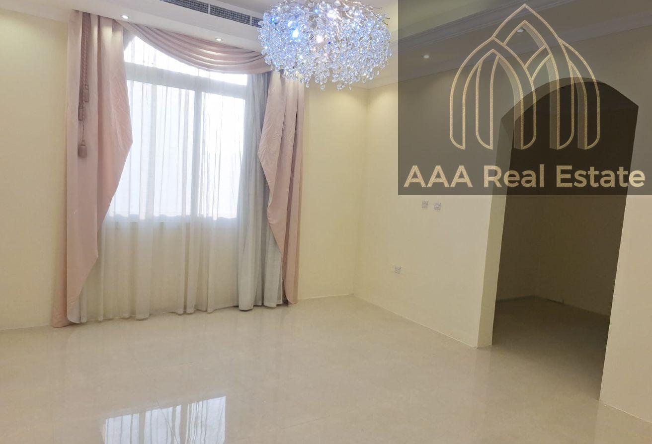 SWIMMING POOL | SEMI FURNISHED | LUXURIOUS photo 25