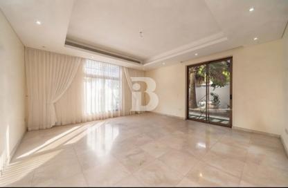 Villa - 5 - 7 for rent in Nad Al Sheba Gardens 3 - Nad Al Sheba Gardens - Nad Al Sheba 1 - Nad Al Sheba - Dubai