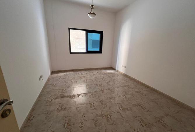 16052102 - Property Image 2