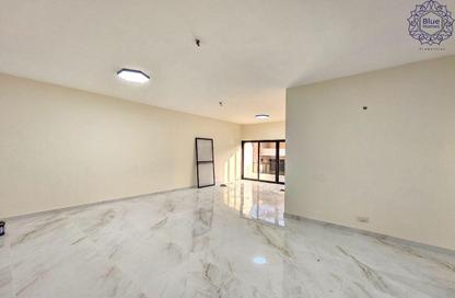 Apartment - 2 Bedrooms - 2 Bathrooms for rent in Oud Metha - Bur Dubai - Dubai