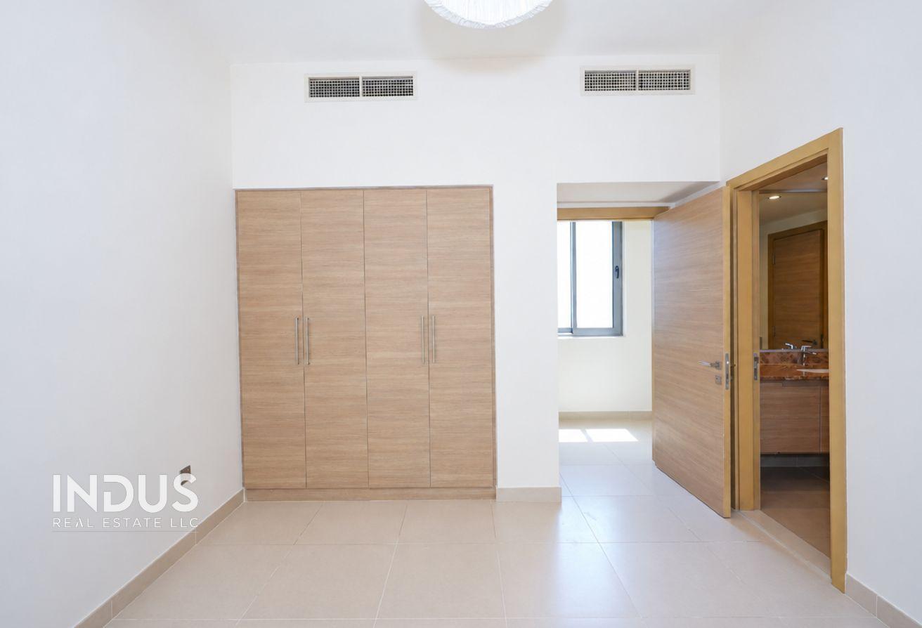 Ready to Move in | Huge Plot | 3BHK Plus Maid photo 12