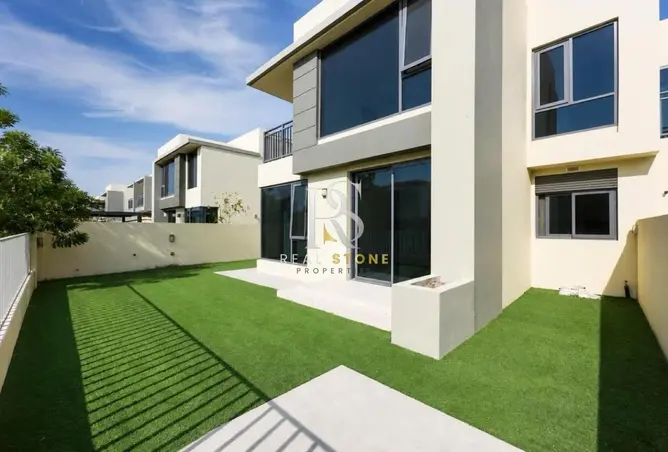 157811133 - Property Image 2